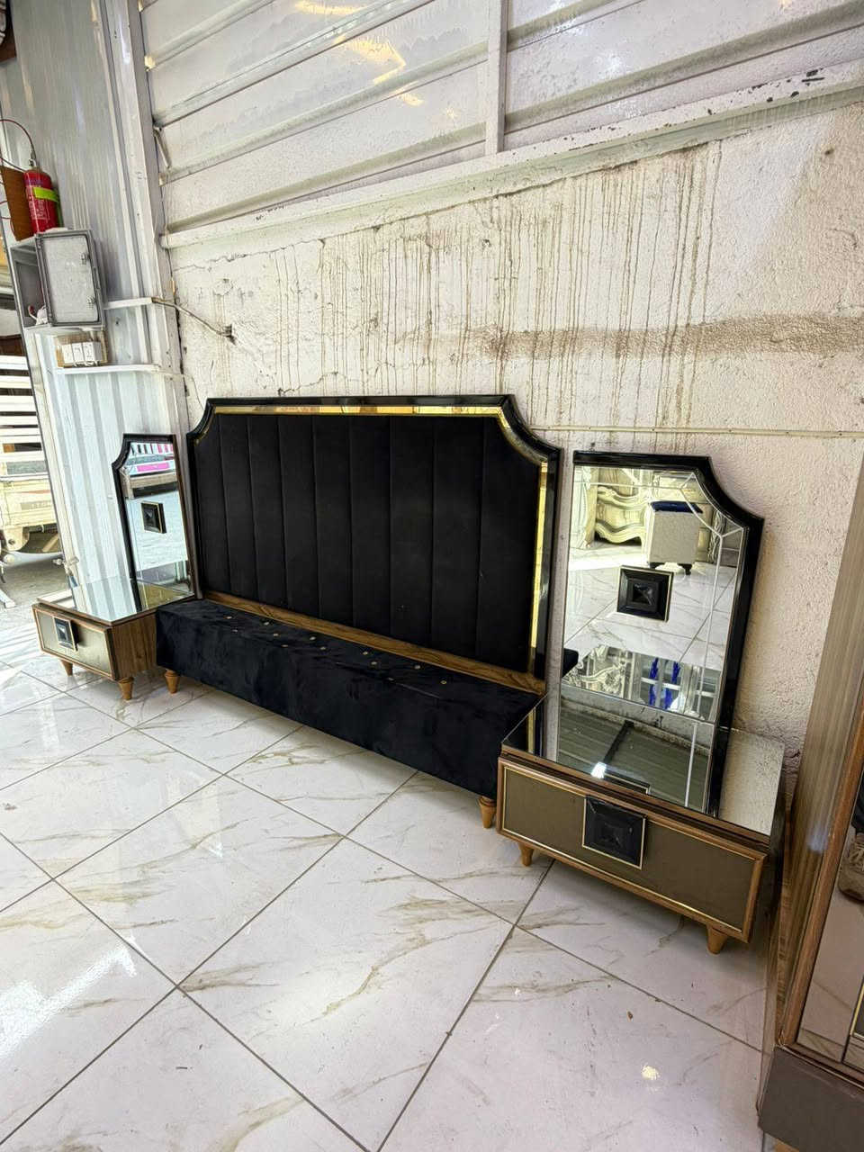 ***********🦋🦋غرفه تركيه ثقيله ويا التوصيل والشد واصل كل منأطق بغداد
