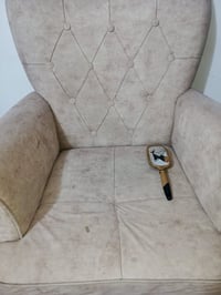 كنب • صالون