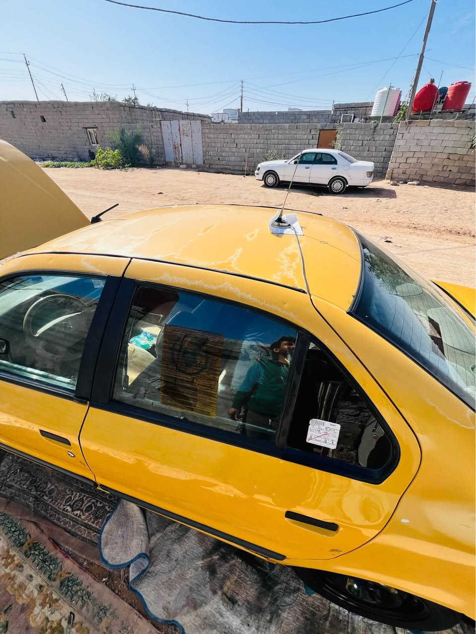 سلام عليكم 
سمند 2014 باسمي سنويه ل2029 
سياره حداديه جديده تايرات 3جدد واحد نص عمر 
لايت زنون مدوشمه كشنات وارضيات 
البنيد طاكه الراصطه الي بالبدي بعدني مامسويه 
هلالات مسوينهن واكو صفحه بيه خياس مابيه ضربه السياره مكينه مجفته عام 
اتصال ***********
الرقم نفسه بيه وات ساب
السعر 38بيه مجال الزبير, البصرة
