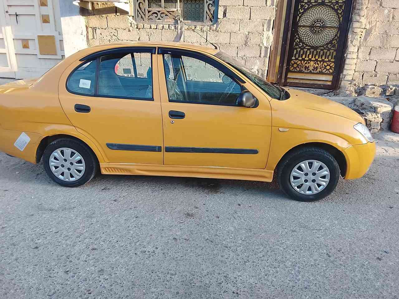 سلام عليكم طيبه موديل 15 بيه رشات صبغ بدون دواخل محرك وكير وحداديه وتخم تاير وشواصي  جدد مصفره هيه وغرامات رقم نكليزي بسمي مكان كربلاء سعره 27.   ***********
