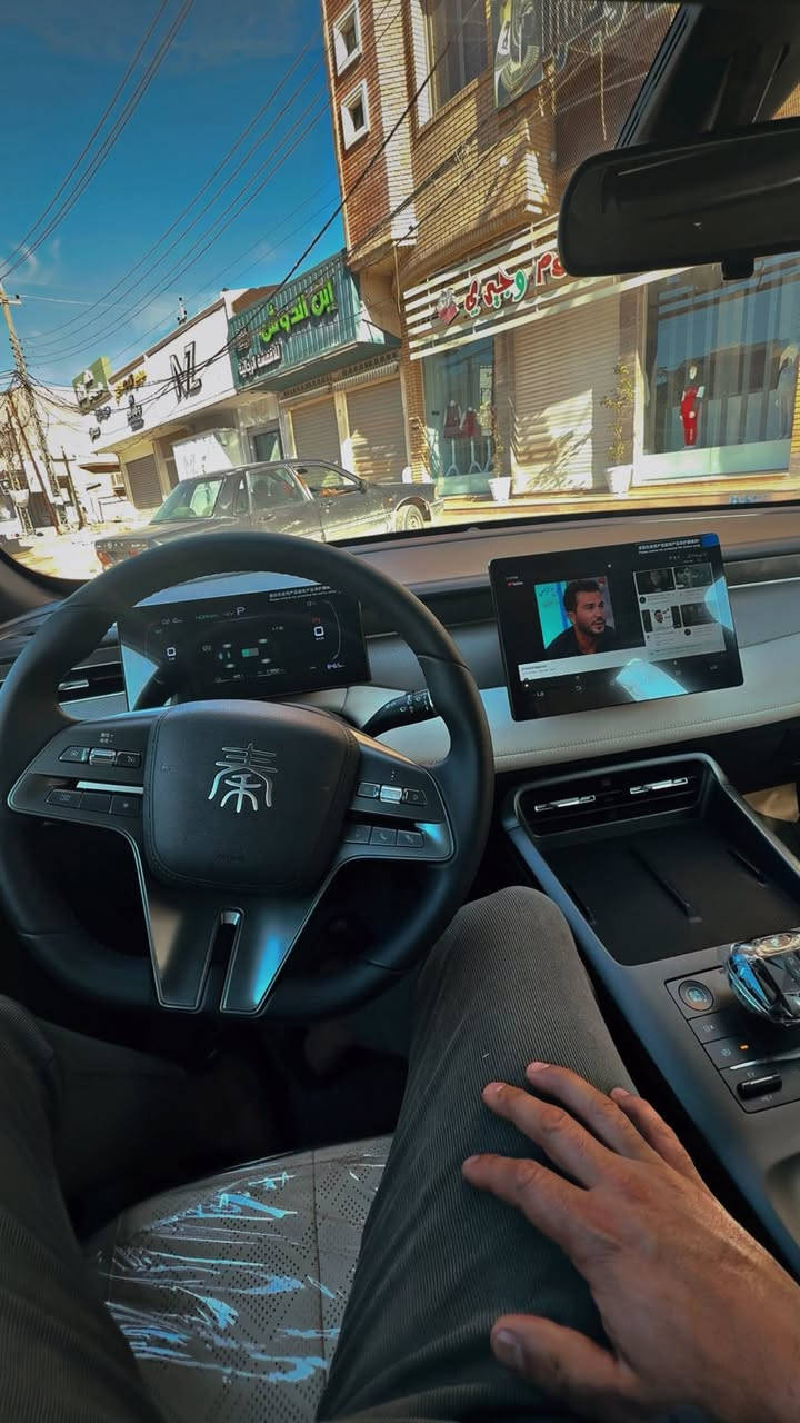 السلام عليكم 
گن بلاص فول داخل ابيض 
مغلفة ارضية 
ماشية 8500
مكاني بغداد 
باسمي تحويل ثاني يوم
السعر 18 و900 وبيه مجال. 
للاستفسار ***********واتس اب
                ‭0770 493 6438‬ اتصال
ادور فول مواصفات مراوس اذا اكو
