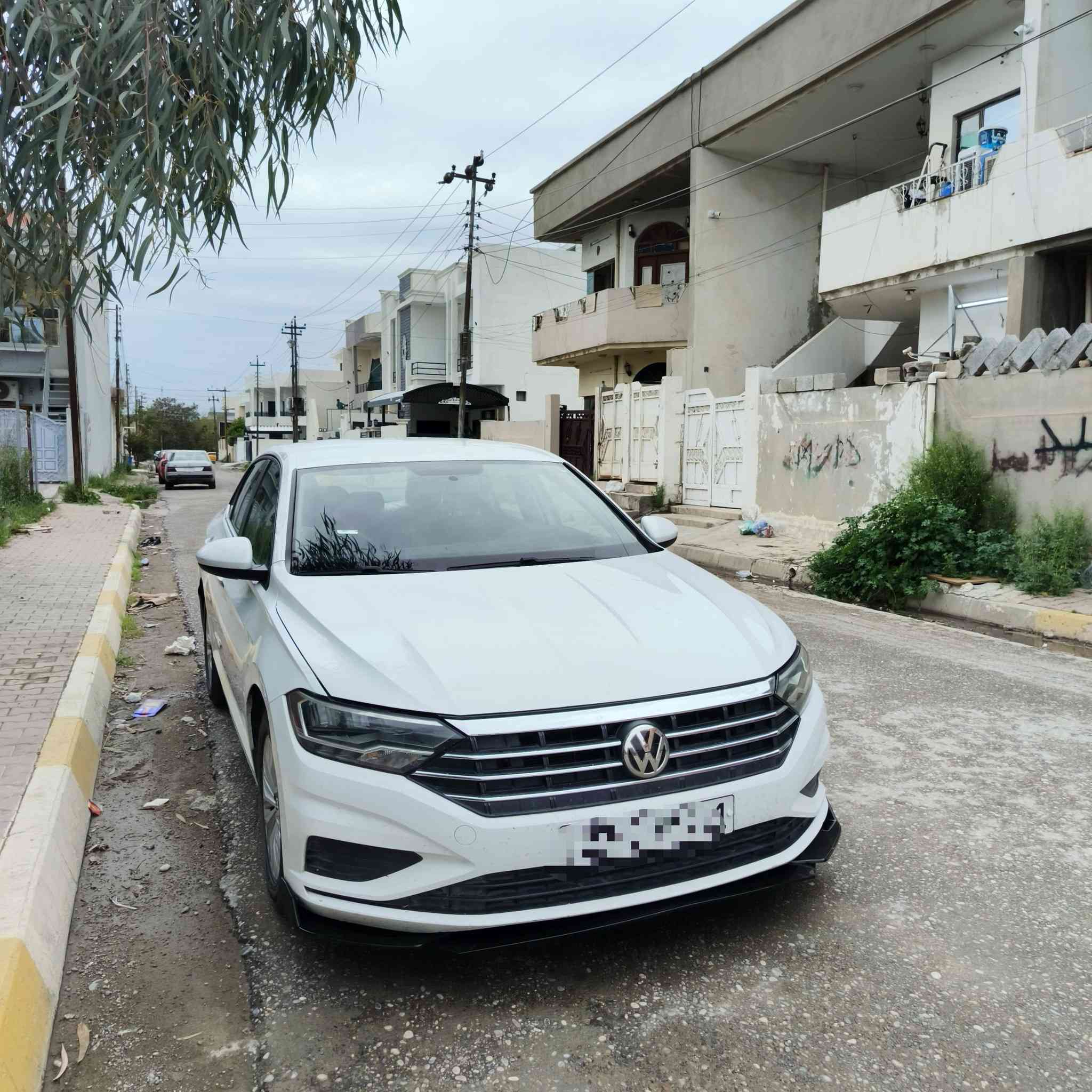 جيتا 2019 S للبيع مواصفات معروفه
💯الي يدور شي نضيف وبجم كبس وسعر مناسب
رقم اربيل ( سنويه و هزه وبراد جديد ) يعني بس تبصم وتتحول  
🎯سياره بيها فقط صندوق صبغ بدون دواخل بدون ايرباك  ومكانين بارد 
ماشي ١٧٥ الف كم 
حداديه بدون اي عيب
تفاصيل اكثر خاص 
مكاني كركوك  *********** ☎
