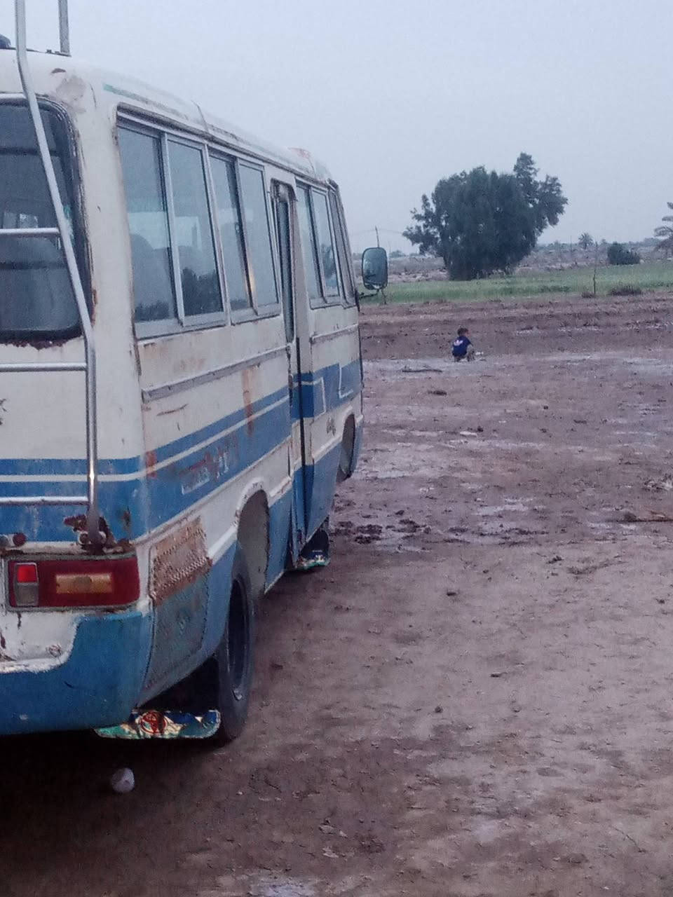 السلام عليكم كوستر للبيع موديل 80 محرك ينقص السعر 3 وبيهه مجال او مراوس ترهم


**إذا كنت صاحب هذا الإعلان وتريد حذفه لأي سبب، رجاءا أرسل رسالة إلى الدعم الفني**