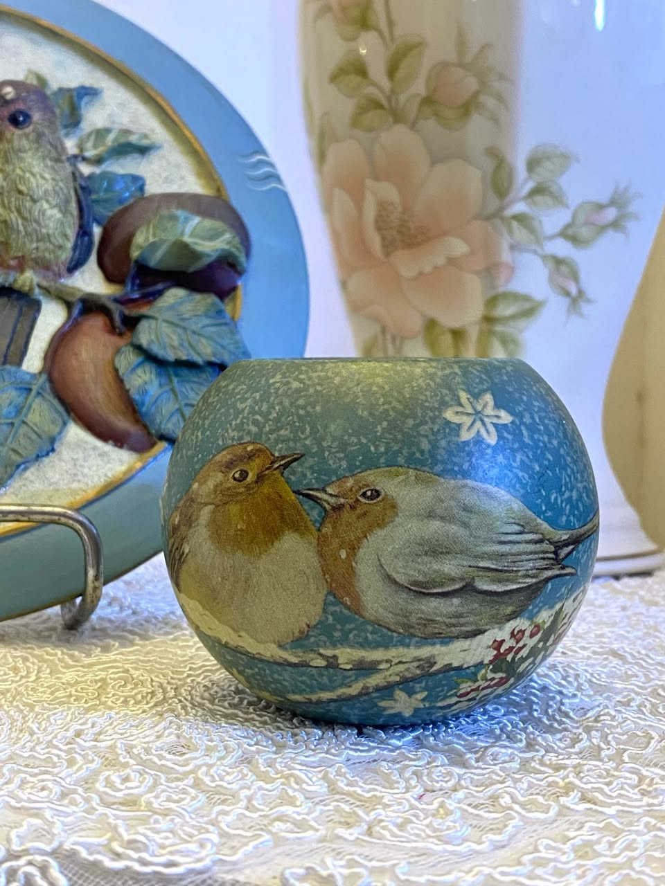 صحن تعليق انتيك  ✨
القياس 20 سم 
السعر 15 الف 

‎للطلب والاستفسار مراسلة الصفحة 💌💌
‎يوجد خدمة توصيل لكافة المحافظات🚕🚕
‎بغداد 
المحافظات 

.
.
.
.
.
.

انتيك #انتيكات #كوب #انتيكات_تحف #فنتج


**إذا كنت صاحب هذا الإعلان وتريد حذفه لأي سبب، رجاءا أرسل رسالة إلى الدعم الفني**