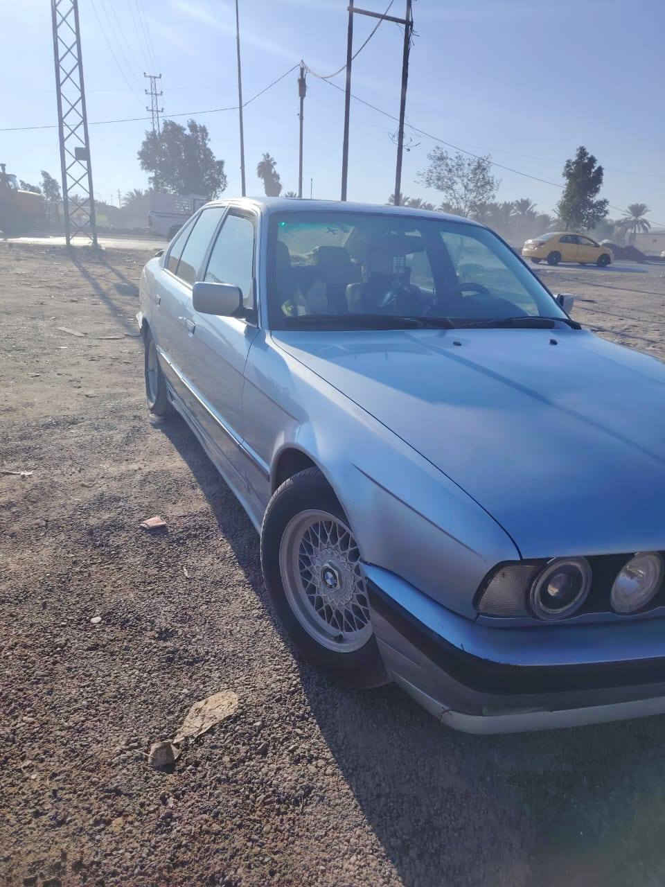 BM525
١- سياره بسمي وتحويل مباشر
٢ـسياره صبغ فقط حزام (البنيد.قماره.جنطه) بلادي على وضع الشركه
٣-تبريد ثلج ٣ سرعات
٤-ترايك وين متريد شغل وتوكل
٥-فتحه سقف كهربائيات كلها خير من الله
٦-كير محرك شرط بلاد ومكفولات
٧-شاشه كامله +كامره خلفيه
ملاحظه السياره احلى من الصور بهواي تجي وشوف بعينك(٦٨) وبي مجال حك الجيه
موقع السياره بغداد قرب مرور التاجيات
***********
