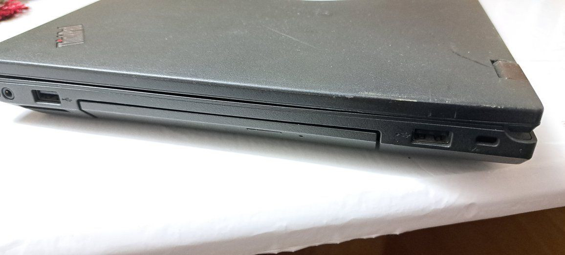 لابتوب مستخدم 150 الف
i7 4700mq ✅️
Ram 16g ✅️
Ssd 120g✅️
10 pro وندوز ✅️
كارت داخلي 2G ✅️
شحن ساعه يدوم ✅️

لكن ضرر بسيط فقط بلكفر بس مامثر نهائياً


**إذا كنت صاحب هذا الإعلان وتريد حذفه لأي سبب، رجاءا أرسل رسالة إلى الدعم الفني**