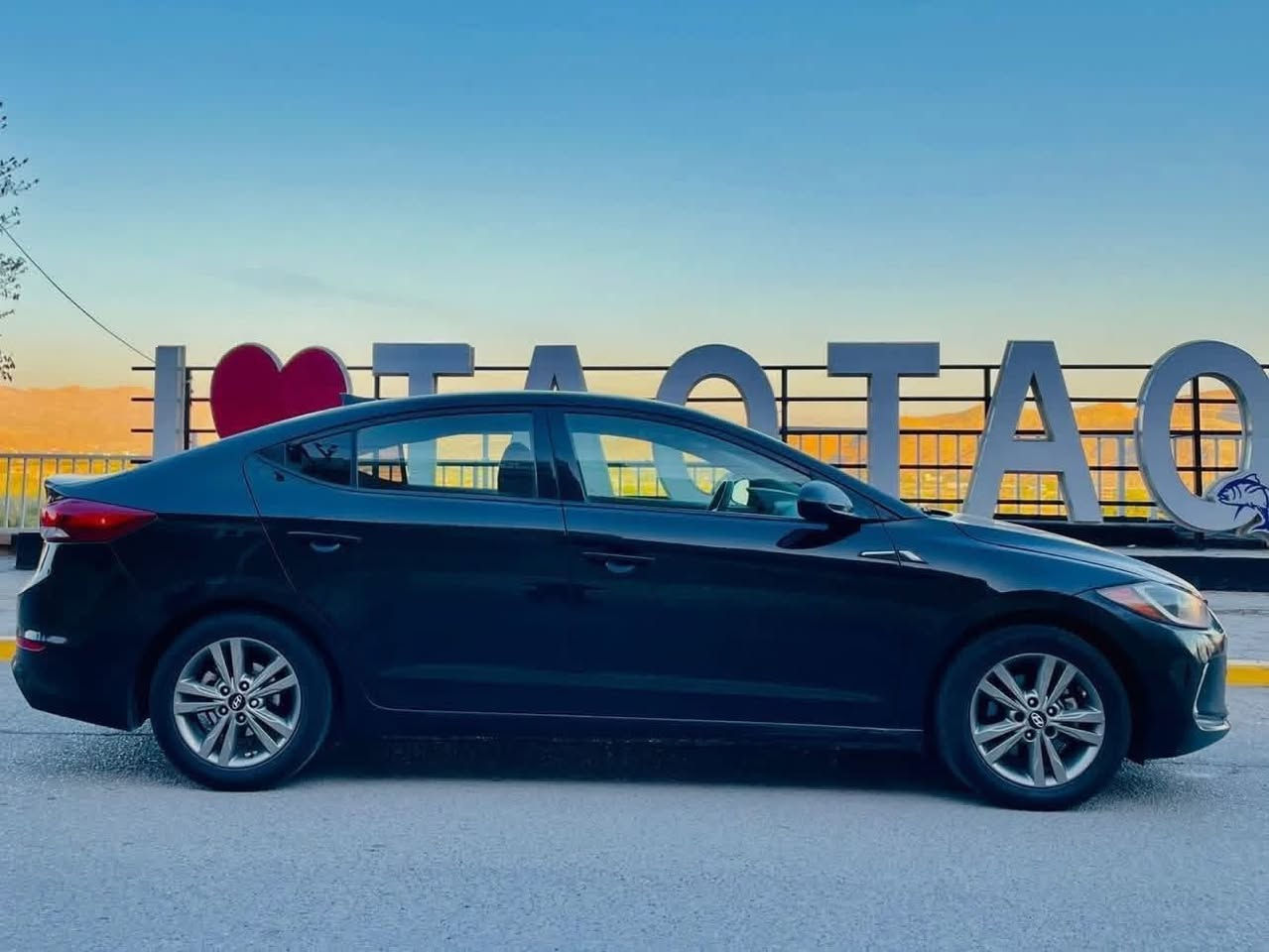 ئۆتۆمبێل: ئه‌لنترا 2018 ئه‌مریكی 

 3مۆد  سپۆرت نۆرمال ئیكۆ 
شاشه‌ گه‌وره‌  
ئاوینه‌ حه‌ساس 
 
ســــعر $ یەک کۆمێنـت بکە راســـتەوخۆ بــۆ دێـــت🟢

كامێرا
 چوار تای نوێ
مه‌كینه‌ گه‌وره‌
سه‌نه‌وی تاكوو  ٢٠٢٩ مانگی ١٠  نوێیه‌و به‌ ناوی خۆمه‌ 
٨١هه‌زار مایل ڕۆیشتوه‌
بۆنیت سبوغ بێ ناو گرتن 
جه‌مپێكی بچوكی  هه‌یه‌ له‌ دواوه‌ 
مه‌كینه‌ی كراوه‌ته‌وه‌
 سه‌یاره‌كه‌ زۆر پاكه‌ و یه‌ك دینار مه‌سره‌فی تیا نیه
ژماره‌ی شانسی 5NPD84LF8JH303906

ژمارەی خاوەن سەیارە👈: ***********
