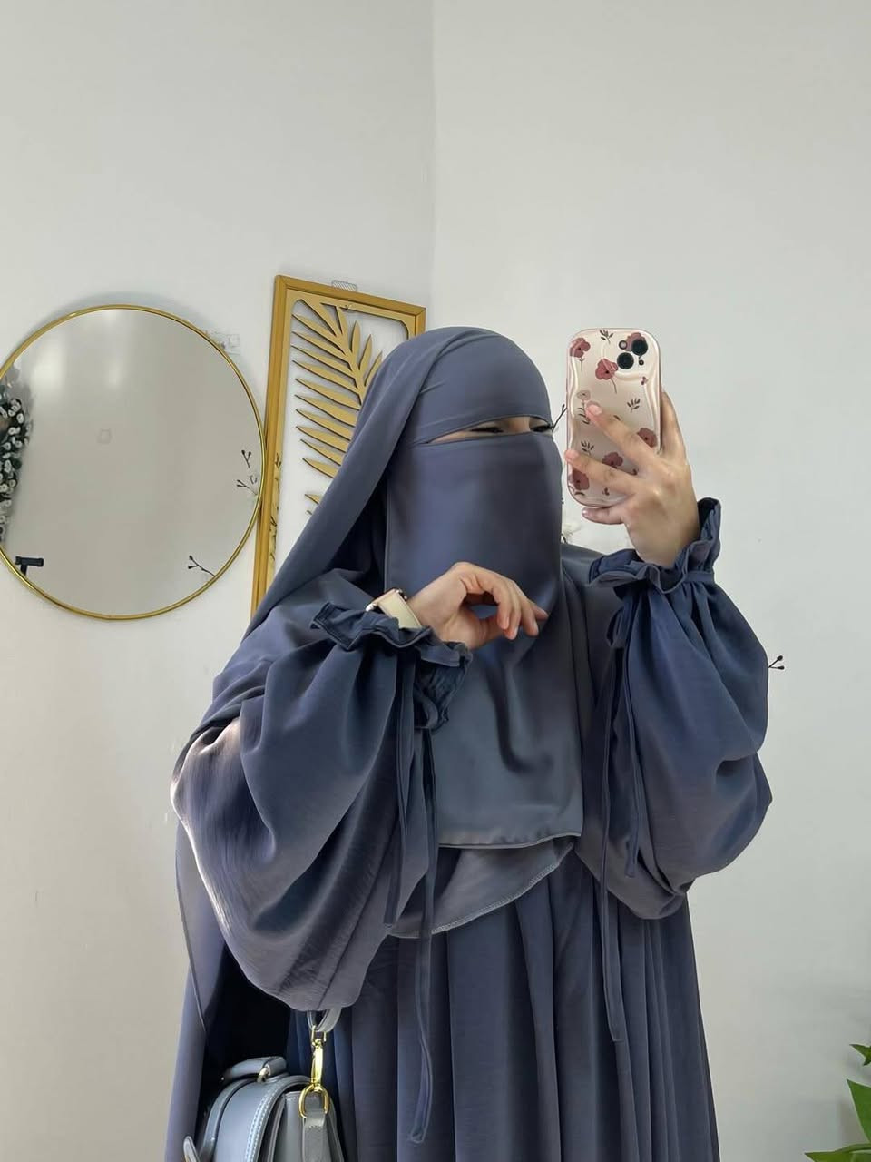 پۆشاکەکەت ناسنامەی تۆیە، با بە باشترین شێوە بێت."❤️😍


**إذا كنت صاحب هذا الإعلان وتريد حذفه لأي سبب، رجاءا أرسل رسالة إلى الدعم الفني**