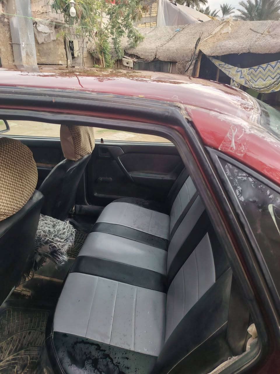 السلام عليكم اوبل فكتره ١٨٠٠ كير ومكينه جدد حداديه ٧٠ بالميه باتري جديد داخل جلد عارضه ٢٩ وبيه مجال شويه للتواصل *********** ديوانيه مهناويه
