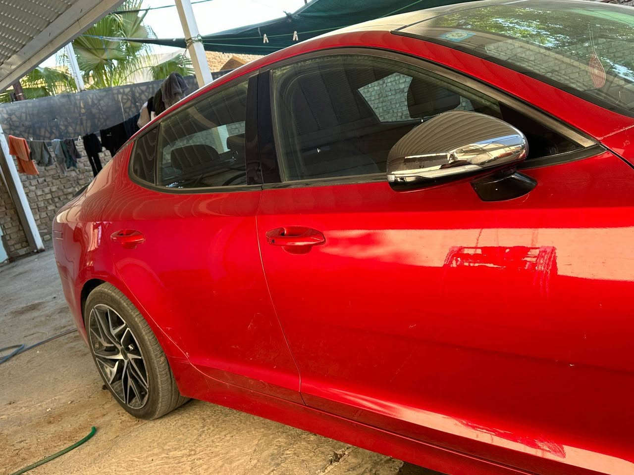 اعلان بيع
كيا ستنكر 
GT LINE 2022 
رقم بغداد حره
محرك 4 سلندر 2500 تيربو جارج فور ويل
عداد المسافة 30 ألف 
نظام صوت harman.kardon سماعه12
لايتات زينون عالي واطئ اصل مع كشافات ليد 4عدسه ليد دعاميه ترحيب
بصمة للابواب مع بصمة تشغيل وتشغيل عن بعد اناره ترحيب
اشارات بالمرايا الجانبية مع حساسات الاجتياز الجانبي
حساسات خلفية اصل مع كاميرا دوارة
ويل كب حجم 18 مع طقم تاير بحالة ممتازة جدا
رادار امامي وتوقف تلقائي
مرايا جانبية شفط كهرباء هيتر مع كفرات كربون فايبر
سقف المركبة بانوراما
صالنصة خلفية رياضية باربعة فتحات
غرفة السيارة جلد اصل
شاشة دشبول كبيرة لمجموعة من الايعازات
تحكم كهربائي متكامل الايعازات لمقاعد المقدمة
حساسات الانحراف عن المسار في الطرق المفتوحة
ستيرن رياضي حرف D مع شفتات ستيرن
مابيها أي مصرف 
ايرباك ستيرن طاك
جاملغ وبنيد مصبوغات 
عليها برمجة وشوتة رياضية 
سبيسرات 2 انج 
عطاس اصلي HKS
داون بايب
بلكات اصلي HKS
كير ومكينة وصدر مكفولات 
تايرات تخم جديد
سبويلر اصلي 
لحية اصلية
دفيوزر  اصلي 
السعر 195  
اي استفسار مراسلة صاحب السيارة 
0770 082 3314
