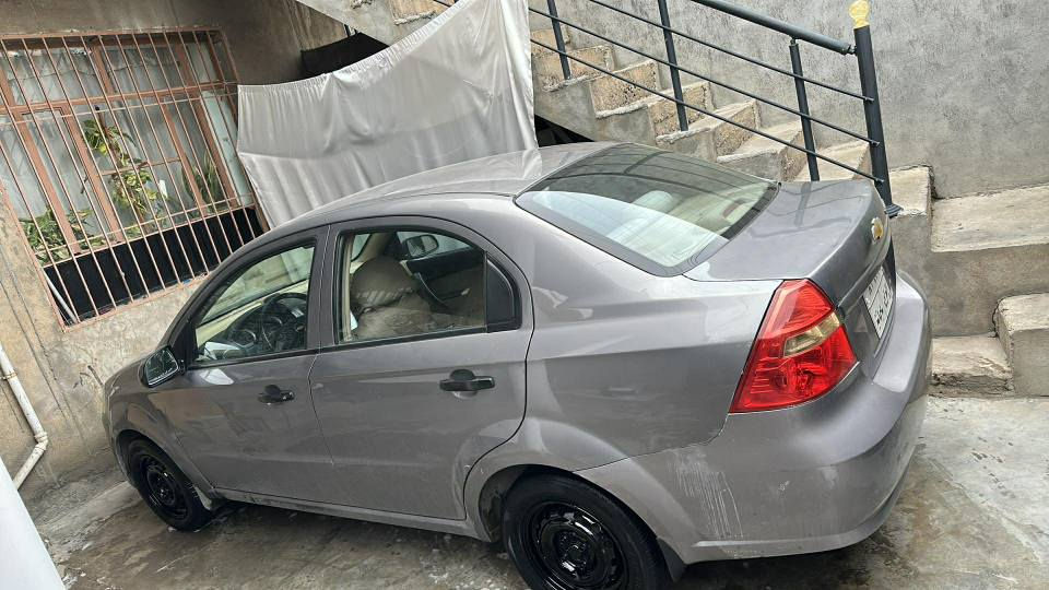 سەرەتا بەناوی خوای گەورەو میهرەبان ئەڤیۆ 2009 بۆ فرۆشتن ڕەقەم سلێمانییە سەنەوی بەسەرچووە دوو پارچەو پەڵەیەکی بۆیاخە بێ دەعم فول مواسەفاتە نرخی 67 گەڵاو کەمێ مەعامەلە بۆزانیاری زیاتر *********** السليمانية, العراق
