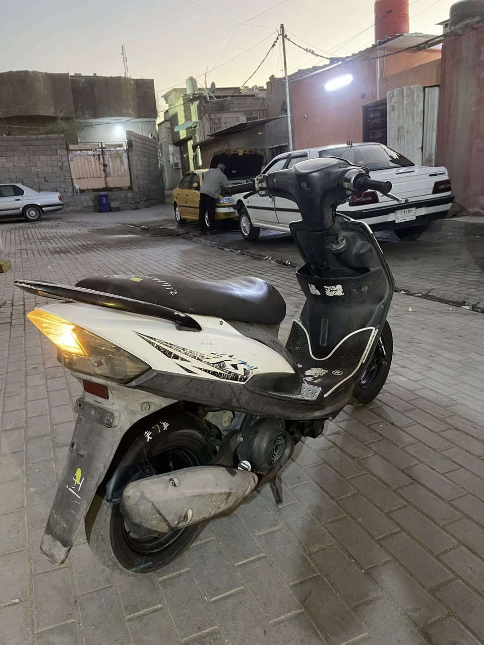 ماكس عدله دراجه كسر كارتون جديده مكينه ناعمه كل نقص مابيها مشي وشلعه تخبل كلها البلاد ختم واحد كهربائيات كلها شغاله توكل نقص ماكو كيج سرعه بانزين كله شغال عنواني بصره السعر 800 وبيها مجال رقمي ***********
