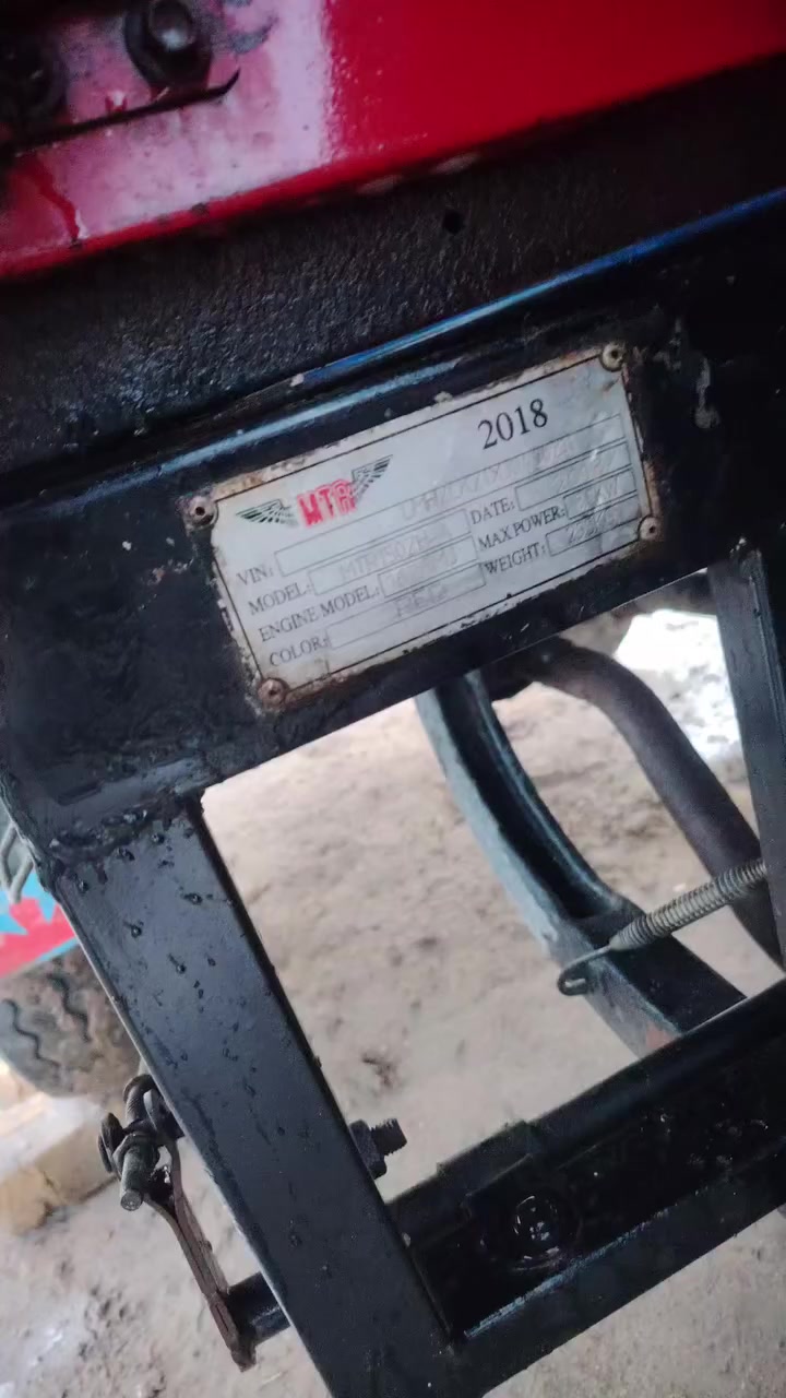 ام تي ار موديل ١٨ المكينه موديل ٢٤ مبدل بيه كلجات وبستم فقط شاصي مكفول اوراق كامله نظيفه تترقم وكيله الجنابي مكان نجف عباسيه زيدي مكفوله من كلشي ستوته مرتبه ونظيفه سعره   غراضه جدد اكسن جمره لايتات كلهن شغالات اشاير تيرات نظيفات بريكات خلفي وامامي جوملغ موجود جديد بعدني ما شاده يعني مات جناي سعره مليون و٦٥٠ وبيه مجال بسيط اتصال وتساب ***********
