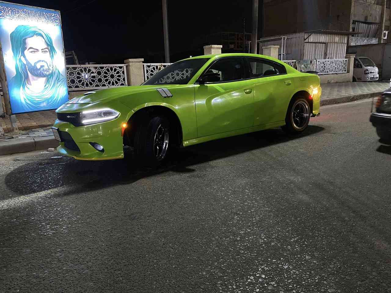 سلام عليكم
جارجر 2016
مواصفات sxt
مكينه 3600
معروفه
كامره خلفيه
شاشه كبيره 
تحكم ستيرن
تبرد ثلج
بصمه ابواب
تشغيل عن بعد
رقم انكليزي الجديد باسمي تحويل ثاني يوم
كير جديد مكينه كفاله + ادامه كامله
ويل ويلد 18 مع تخم تاير جديد
محدثه كت srt
هزه جديده
دوشمه  جديده داخلها يخبل 
حداديه 75‎%‎
السياره صبغ عام و مغلفها بلونها 
السونار موجود بالمنشور
مكان السياره ميسان العماره
تواصل واتساب ***********
