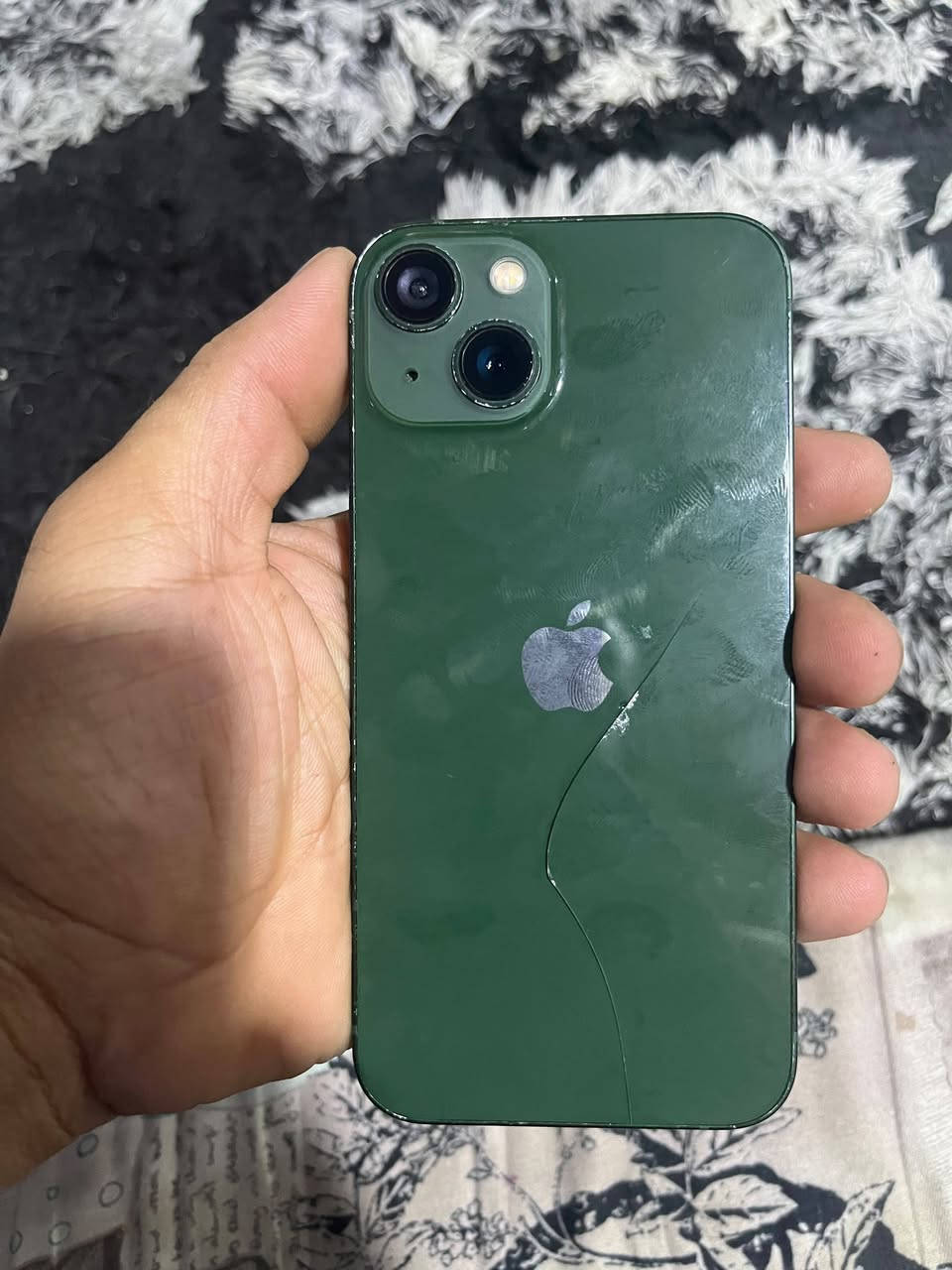 ايفون 13تك 128 مبدل شاشة وبطارية وكامرة اصليات كلهم شرط من غير جهاز السعر 325 وبي مجال للتواصل خاص او ***********
