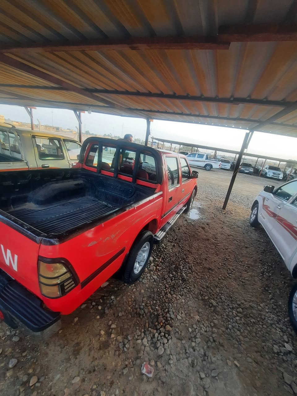 سياره كنو للبيع سياره مكفوله سنويه لل 27السعر 50وبيهه مجال للاستفسار ***********
