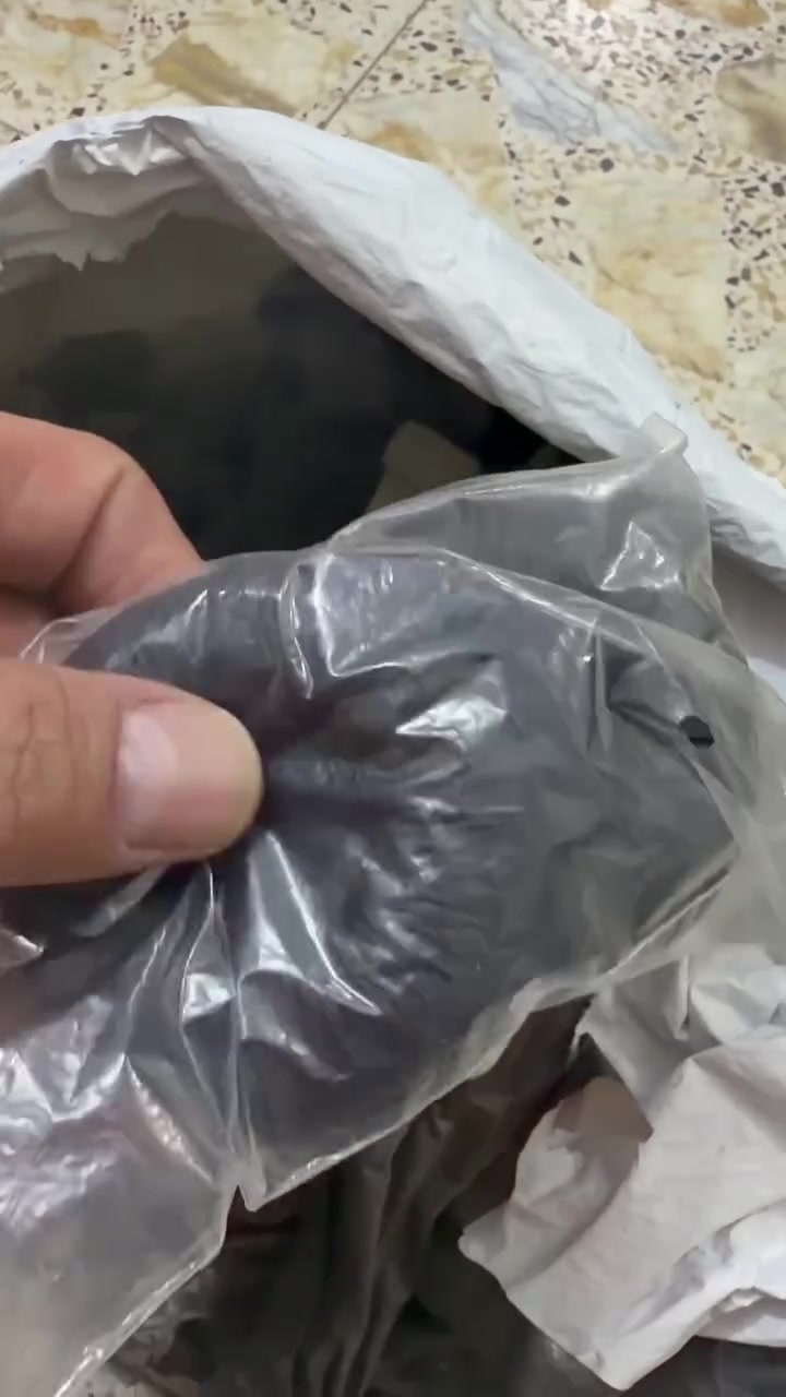 مخاد سماعات.  حترافيه كيمنك. 50 قطعه السعر 50 الف الاستفسار اتصل ***********. 
الموقع بغداد المشتل
