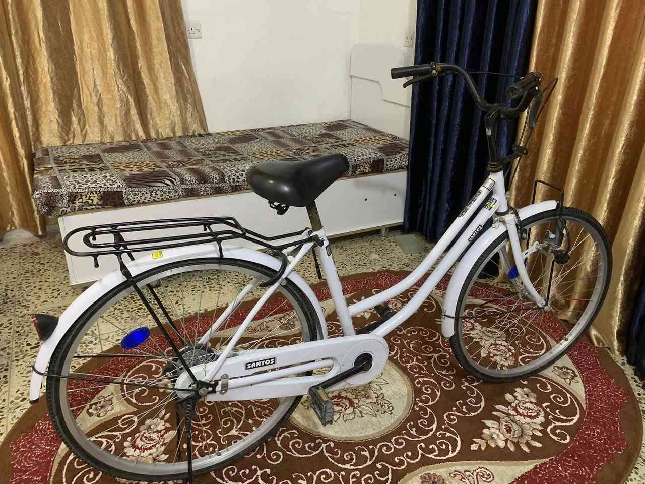 السلام عليكم
بايسكل مديل 2025 سانتوس مستخدم قليل السعر 130 وبي مجال 
بايسكل ابو الطبكتين باله قوي السعر 100 وبي مجال 
الرقم ***********
بغداد الشعله
