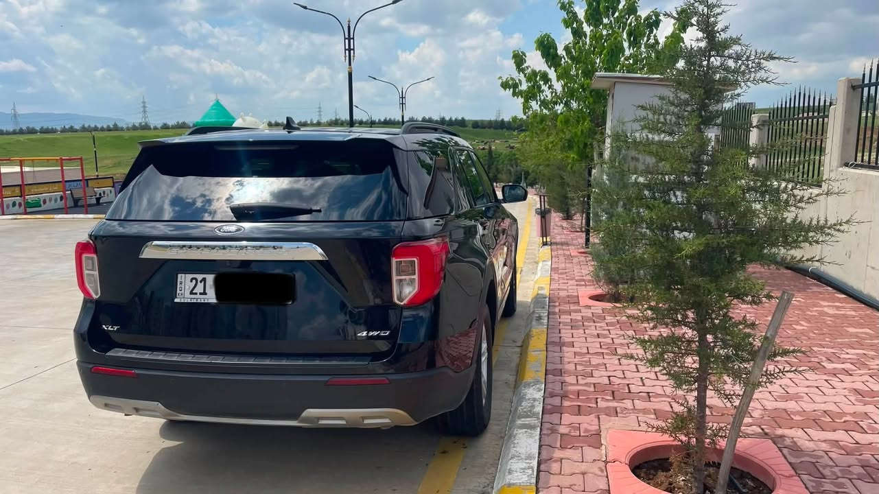 سلام عليكم
𝐅𝐎𝐑𝐃 𝐄𝐗𝐏𝐋𝐎𝐄𝐑  𝟐𝟎𝟐1                

عداد المسافة : 83 الف كم 

حجم المحرك : 2.3L TURBO (4.سلندر)

ملاحظة السيارة : جاملغ السكن مبدل والبونيد صبغ خارج العراق 

اكو شوية رصعات جوة باب السكن والخلفي مالته

بصمة الابواب 4

بصمة تشغيل

تشغيل عن بعد ,𝐑𝐄𝐌𝐎𝐓𝐄 𝐒𝐓𝐀𝐑𝐓

سيستم سماعات ,𝐁𝐀𝐍𝐆&𝐎𝐋𝐔𝐅𝐒𝐄𝐍

شاشة دشبول ديجيتال

شاحن هاتف لاسلكي 

كاميرة خلفي

كير ماوس

شفتات كير استيرن 

هاند بريك بصمة

اوتو هولد ،𝐀𝐔𝐓𝐎 𝐇𝐎𝐋𝐃

اوتو ستارات،𝐀𝐔𝐓𝐎 𝐒𝐓𝐀𝐑𝐃

اوتو ستوب ,𝐀𝐔𝐓𝐎 𝐒𝐓𝐎𝐏

رادار امامي (تحديد مسار)

رادار جانبي  (نقاط عمياء)

رادار خلفي (التحذير من الاصطدام)

حساسات خلفي

نظام ,𝐄𝐂𝐎

نظام ,𝐍𝐎𝐑𝐌𝐀𝐋

نظام ,𝐒𝐏𝐎𝐑𝐓

نظام ,𝐓𝐎𝐖/𝐇𝐀𝐔𝐋

نظام ,𝐒𝐋𝐈𝐏𝐏𝐄𝐑𝐘

داخل ليد 𝐋𝐄𝐃

تحكم استيرن

استيرن كهربائي 

استيرن تدفئة 

كشنات جلد

كشنات الأمامية كهربائي 

كشنات الأمامية خزن+ميموري

كشنات الأمامية تدفئة 

صندوق شفط كهربائي 

لايتات ليد وعدسة زينون بيلادي

بلوجكترات 𝐋𝐄𝐃 بيلادي

بكلايتات 𝐋𝐄𝐃 بيلادي

ويل كروم 

السنوية 2028

هزة و براد كامل

السيارة جديدة وكلش حلوة وناعمة 

للاستفسار الاتصال بالرقم 
***********
