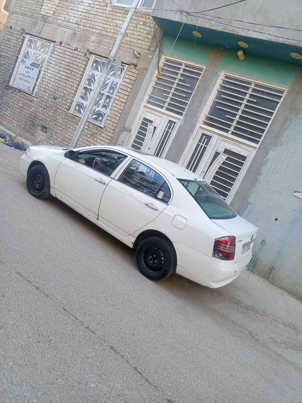 ليفان موديل 13 رقم كربلاء انكليزي بسمي  
مكينه وكير كفاله بيها جاملغ وبنيد صبغ 
وملكطه خياسات السعر 40وبيها مجال  
مكاني كربلاء للاتصال ***********
