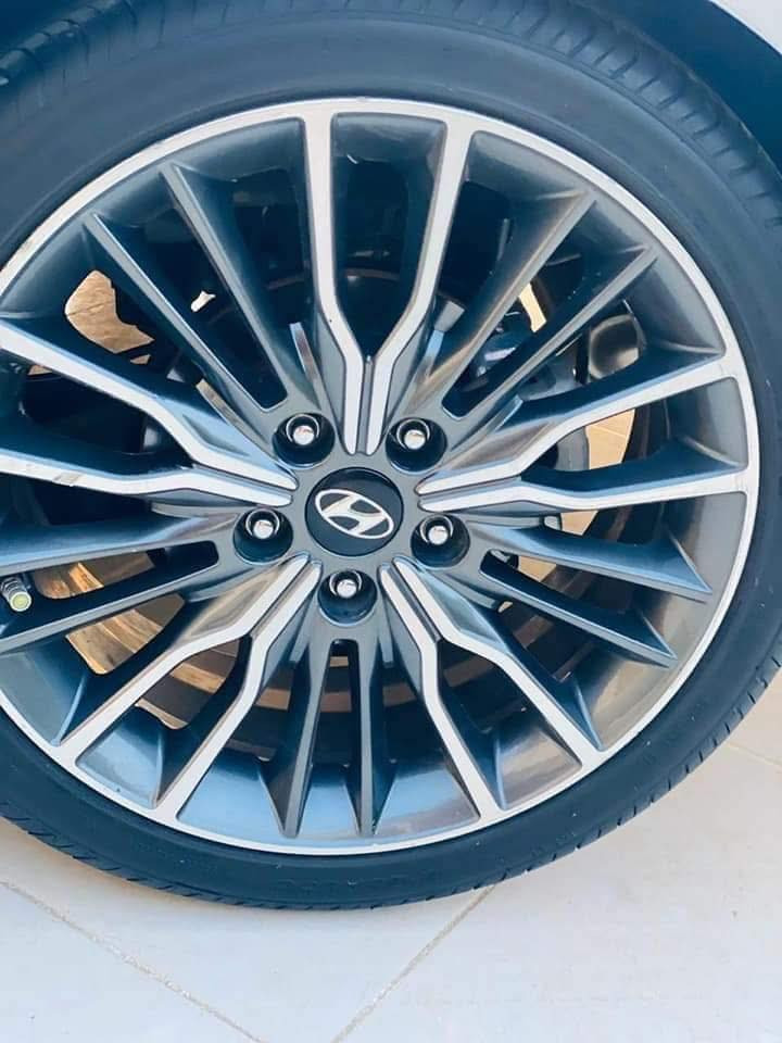 ويل كب النترا سوبر
حجم 18 بلاتنيوم مع تايرات بدون حساس
السعر 300$
مكاني نجف ***********
