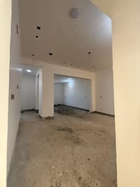 ابي غرق الحسين الثاني • ٢٠٠م • غرفتين نوم