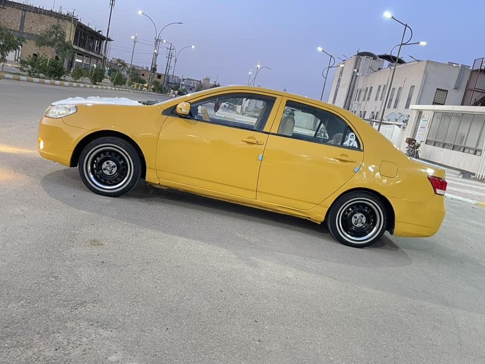 السلام عليكم 
بي واي دي جي ثري كير عادي مكينه وكير هونده 
سنويه ل ٢٨ إنكليزي مصفره وجاهزه 
مبدل جاملغ امامي ومصبوغه جماليه تجديد لون 
سياره جاهزه مكينه وكير وتبريد ثلج 
بصمه تشغيل وبصمه أبواب وفتحه سقف شغاله 
كهربائيات عام شغاله تخم تاير خطه جديد 
شاشه وكامره دوراه شادله 
سياره جاهزه وكبل لشارع وكلش حلوه ونصبته تخبل 
سعره ٤٧ 
*********** 
مكان سياره وأبو سنويه بناصريه اسكان الصناعي

