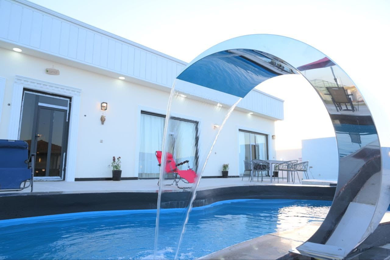 مزرعة للإيجار اليومي 🏡🌳
📍 الموقع: بغداد – ابو غريب 

✔️ أجواء هادئة ومناسبة للعوائل

✔️ مساحة واسعة وخدمات متوفرة

✔️ مثالية للراحة والونسة

📌 للحجز والاستفسار يرجى الاتصال أو المراسلة على واتساب: 

 📞 ***********

 موثق في تطبيق اجرلي لسياحة المزارع في العراق 🇮🇶
