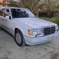 مرسيدس هاتشباك • V6 • ١٩٨٨