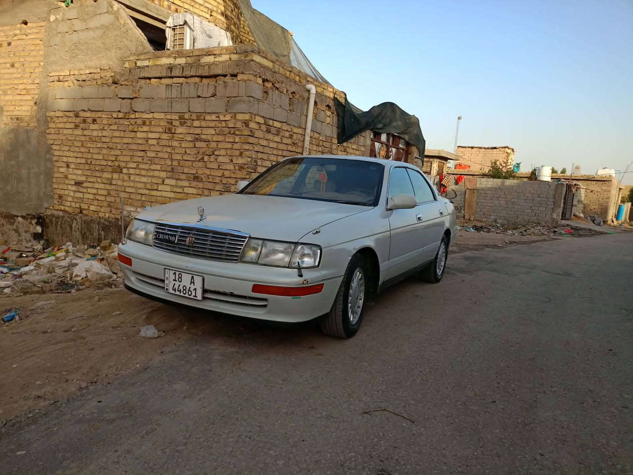 السلام عليكم من رخصت الادمن للبيع بطه متصل مكفوله كير مكينه قبل شهرين شادهن مكفوله من الكص ونقل جثه والاصوليات السياره بسمي رقم بابل انكليزي مديل 93 مصبوغه حزام كهربائيات كلها شغاله تخم تاير حداديه السعر 56 وبيها مجال ***********
