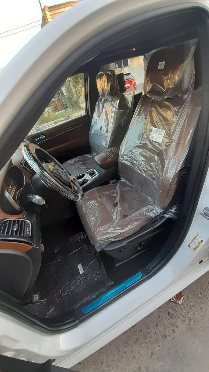 جيب اوفر لاند خليجي 

موديل 2021

ماشية 50 

رقم بغداد بأسمي

#المواصفات…

1-كشنات جلد 

2-كشنات امامية تدفئة تبريد + الخلفية تبريد

3-كرسي السايق والصدر تحكم كهرباء

4-تحديد مسار

5-التوقف الذاتي 

6-تبريد قطعتين منفصل 

7-بانوراما 

8-ماوس بالاضافة الى 6 وضعيات قيادة

9-نظام التعليق (جكات)

10-وضعيات خزن الكشن 

11-نقطة عمياء 

12-مري شفط مع تعتيم ذاتي

13 ستيرن كهرباء

14-دفع رباعي 4*4

15-ويل قياس 18

16-شاشة كبيرة مع نفگيشن GPS

17-صندوق كهرباء

18-تشغيل عن بعد 

19-لايت مع بلوجكتر زنون 

20-محرك 3600 

21-صندوق كهرباء 

22-حساسات امامية وخلفية 

23-كاميرا 360 درجة

المكان بابل الاسكندريه 
السعر ٣٥٥


**إذا كنت صاحب هذا الإعلان وتريد حذفه لأي سبب، رجاءا أرسل رسالة إلى الدعم الفني**