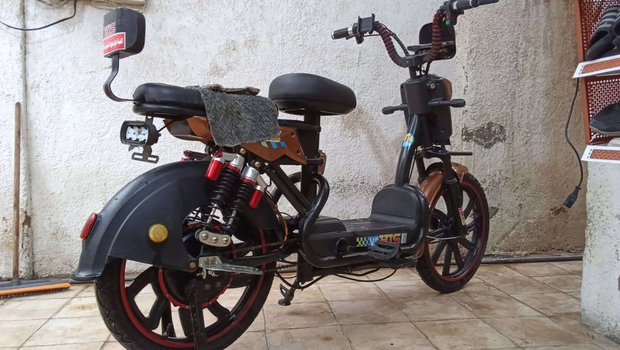 السلام عليكم بايسكل شحن للبيع كامل مكمل نضيف بيهة مفاتيح2.وكارتNFC2.وبصمات 2.تاخذه من يمي تفحصه تأخذ تراي اتشوفه كامل مكمل السعر مناسب . تفضل خاص !البايسكل يشتغل حتى بايدر موديل 2025 ما صارلي هواي من أخذته. ونته شوف النضافه؟


**إذا كنت صاحب هذا الإعلان وتريد حذفه لأي سبب، رجاءا أرسل رسالة إلى الدعم الفني**