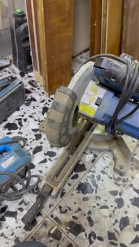 عدد للبيع السعر 200 موضح بلفيديو المنشار يرادله فحمات الاتصال 07818447...