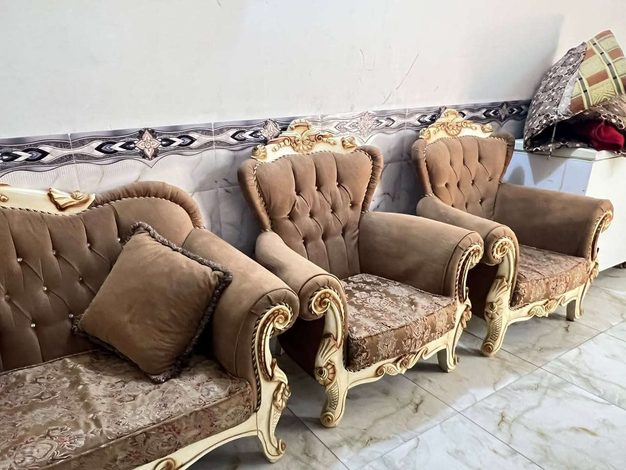 الي يدور شي مرتب وضخم هذا تخم قنفات ملكي ابو التاج ضخم 💪💪 تسكَام ١٠ نفرات مع كوشات شي مرتب السعر ٤٥٠ الشراي يجي خاص مكان نجف النجف, العراق


**إذا كنت صاحب هذا الإعلان وتريد حذفه لأي سبب، رجاءا أرسل رسالة إلى الدعم الفني**