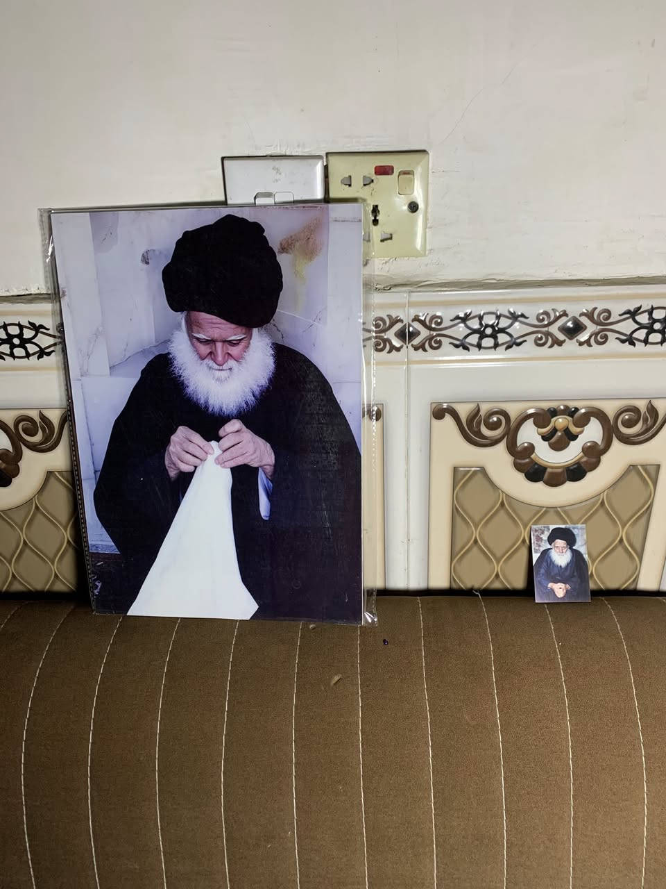 سلام عليكم
صور للبيع 

الكبيره ب 8

الصغيره بألفين ونص ثنين بخمسه 

لصغيره كلش بخمسميه 

ممتواجد فيس 

***********

@إشارة
