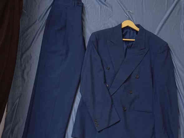 السلام عليكم 
قاطع عدد اثنين للبيع 
الرصاصي استعمال قليل
النيلي جديد ما مستخدم اصليات 
رايد الواحد 30 الف بي مجال قليل 
عنواني كربلاء المقدسة باب طويريج 
*********** واتس اب 
*********** اتصال
