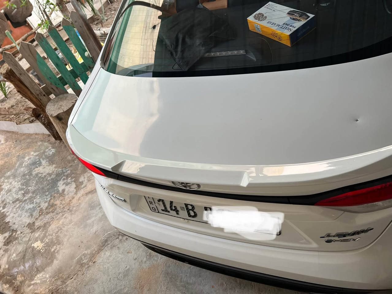 سلام عليكم 
كورلا هايبرد مديل 2024 الشكل الامريكي 
سياره كفاله عامه الداخل لونين ماشيه 20 الف 
السياره مالت اقساط بصره المقترض والكفيل نفس البيت 
السعر 143 قابل لتفاوض 
الهاتف *********** Singapore
