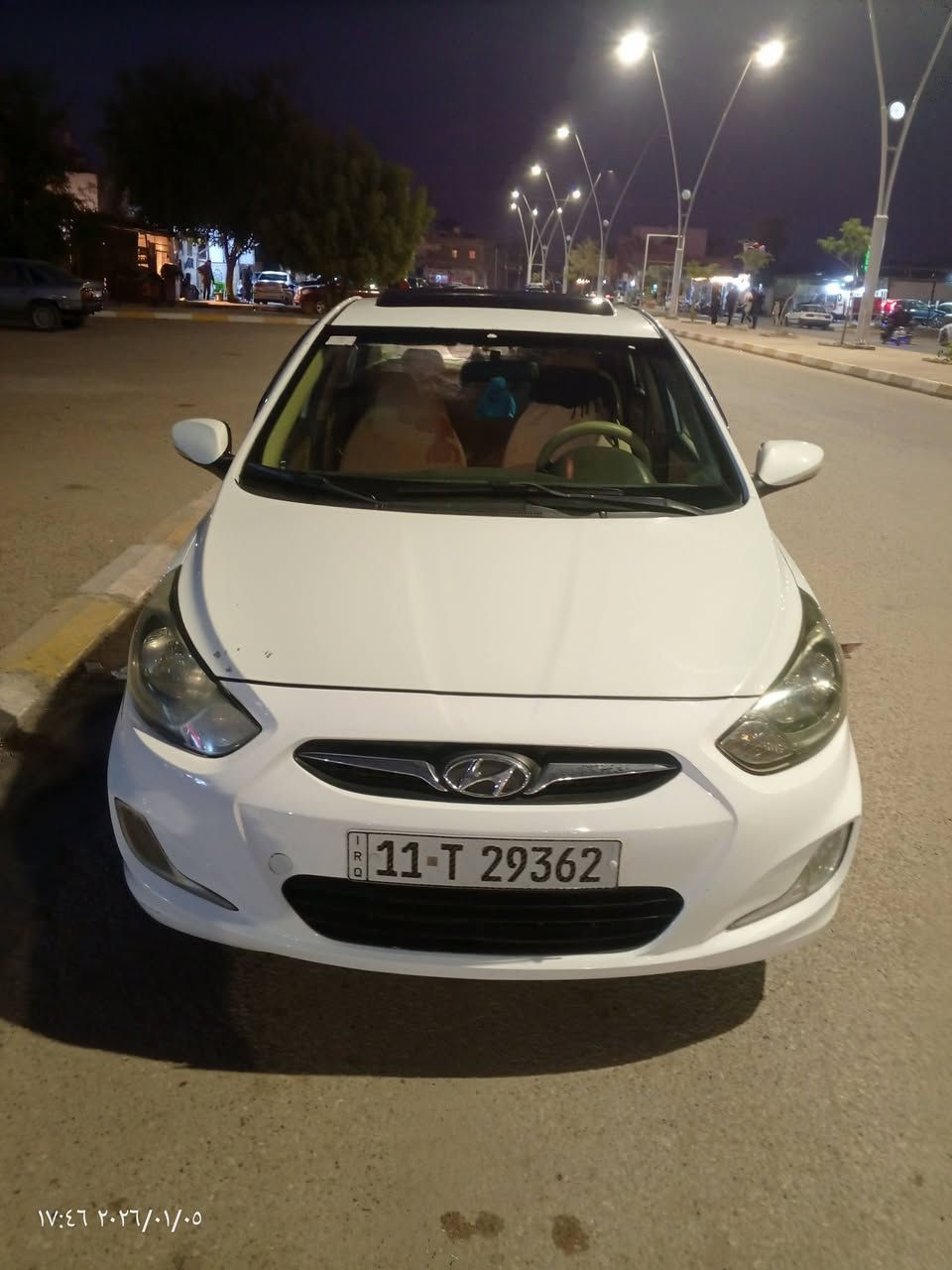 السلام عليكم اكسنت 2012 خليجي
بيها اربع قطع صبغ  رقم بغداد انكليزي تحويل مباشر 
مواصفات فتحه + تحكم استيرن + تدفئه تبريد كامله السياره والكمال لله السعر 90 وبيها مجال الرقم ***********4
