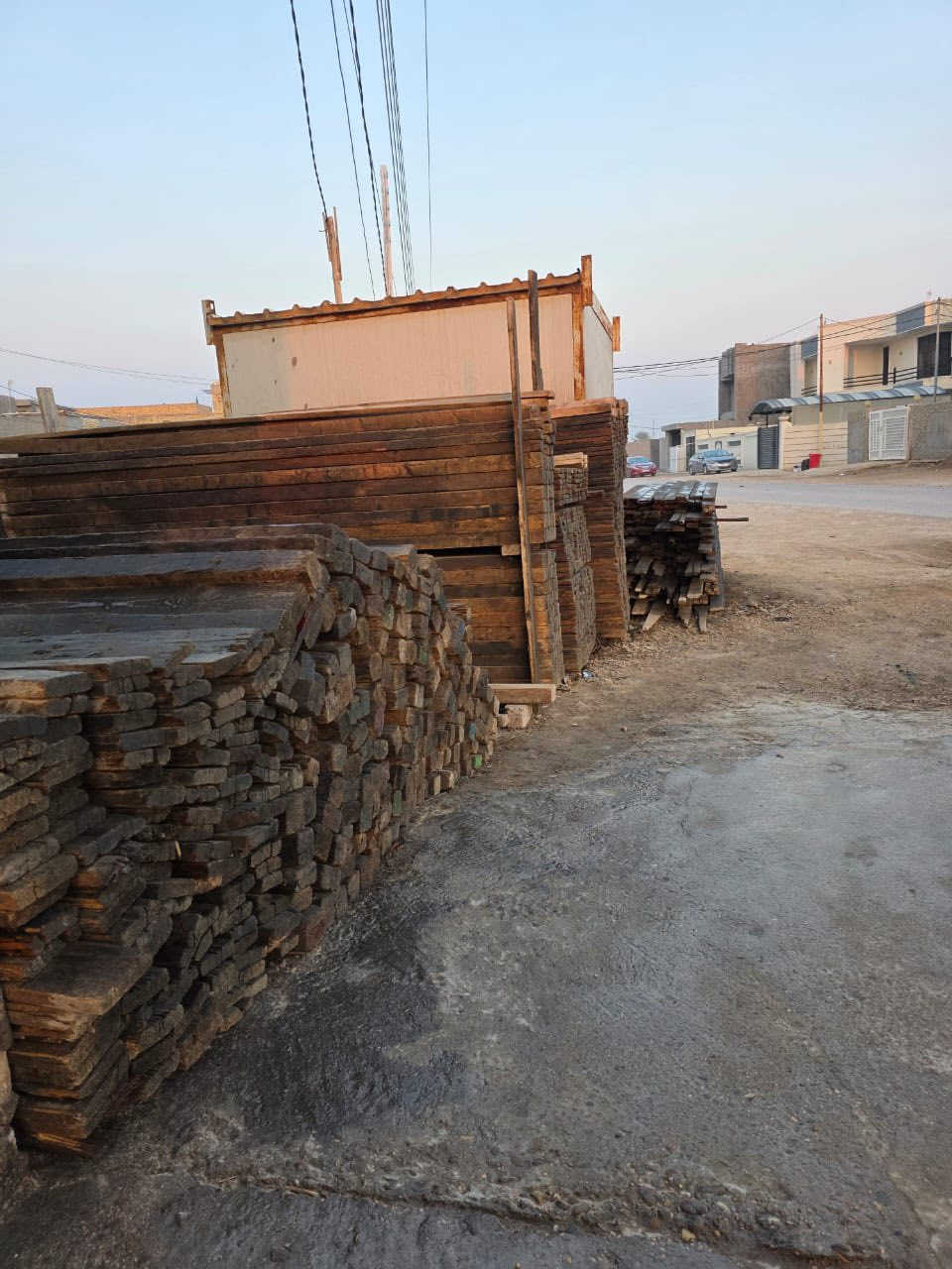 قالب خشب للبيع العدد 14مكعب نضيف جداً روسي تارس

لوح 4 متر 5مكعبات ونص 

لوح 3متر 3مكعبات 

سير 3متر  مكعبين اله ربع 

سير مترين عدد مكعب

سير متر ونص عدد مكعب 

لوح مترين عدد مكعب وربع 

لوح متر ونص عدد نص مكعب 

الاستفسار 

***********

***********
