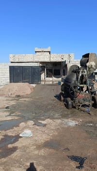 صب ارضيات  صب لاش وصب ناعم وتسليح وتسفيط اساسات  07806370498