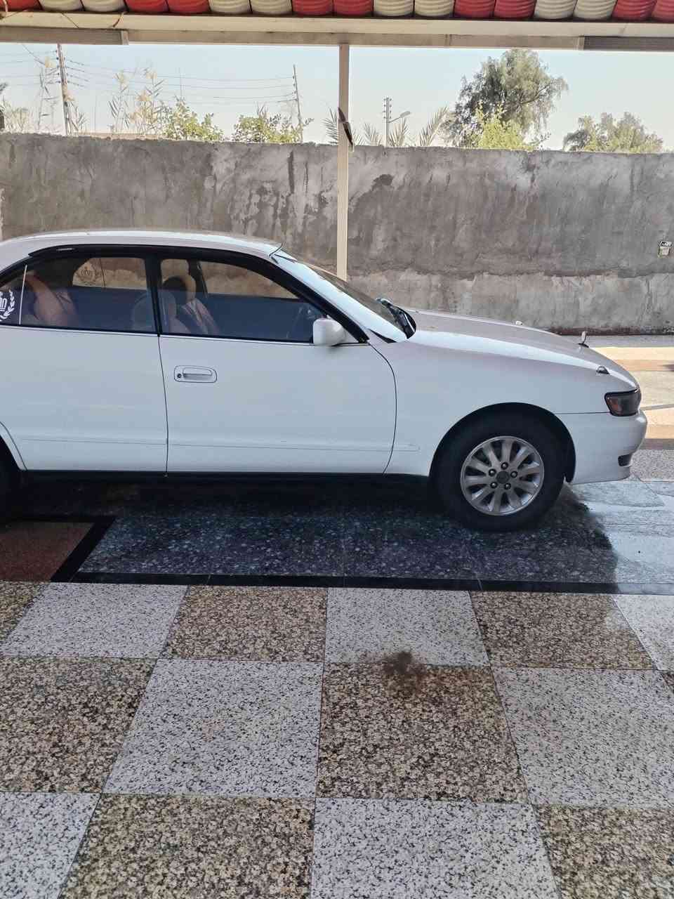 سلام عليكم شيزر موديل 2000 رقم كربلاء مكفولة كفالة عامة من جميع النواحي تبريد شغاله كهربائيات من طول لطول شغال تخم تاير جديد حداديه توه نفضتهه مكاني بصره سعر السياره(٦٦) وبيه مجال ***********
