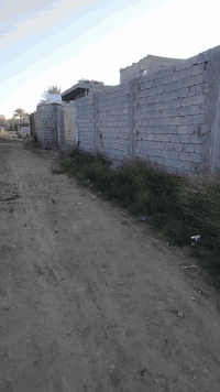 توجد قطعة أرض للبيع المساحه 400 متر الواجه 20 ونزال 20 متر طابو زراعي ...