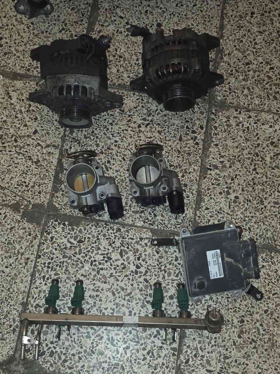 السلام عليكم متاح
دينمو اج وان+ فتون عدد 2 شغالات وحده بالديه وثانيه مال نيسان بدي كوري ترهم جنبي فتون 
جويتر اصلي عدد 2
كشن قلبن مال الطبل بنز 
عقل اج واني اصلي مال السياره 
نوزلات كوري جنبي فتون   +مسطره + ولف شغالات 
مكاني بغداد صليخ
***********
