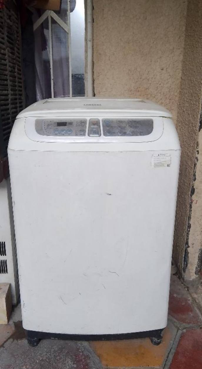 غساله اؤتماتيك سامسونج 15كيلو


**إذا كنت صاحب هذا الإعلان وتريد حذفه لأي سبب، رجاءا أرسل رسالة إلى الدعم الفني**