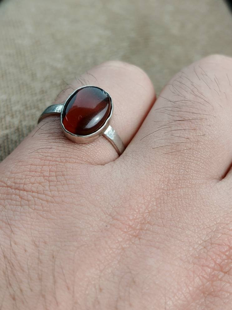 خاتم عقيق يماني اصلي ذمة خنصر جدا ناعم فضة ٩٢٥ صياغة ملائي اكرر ناعم جدا سعر مناسب ❤
حجز وتفاصيل أكثر خاص او واتساب ***********🌹
وموجود عندي كل انواع الاحجار والمحابس الفضة والنحاس.
