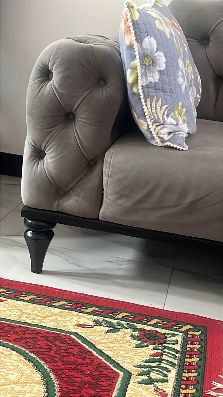 تخم اربع قنفات ام النفرين شغل ثكيل كلش 
يعني 8مقاعد 
السعر 225بي مجال بسيط 
حي المطاط


**إذا كنت صاحب هذا الإعلان وتريد حذفه لأي سبب، رجاءا أرسل رسالة إلى الدعم الفني**