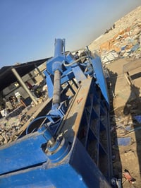 مكبس ايراني للبيع المكان بغداد  للاستفسار  07725284326