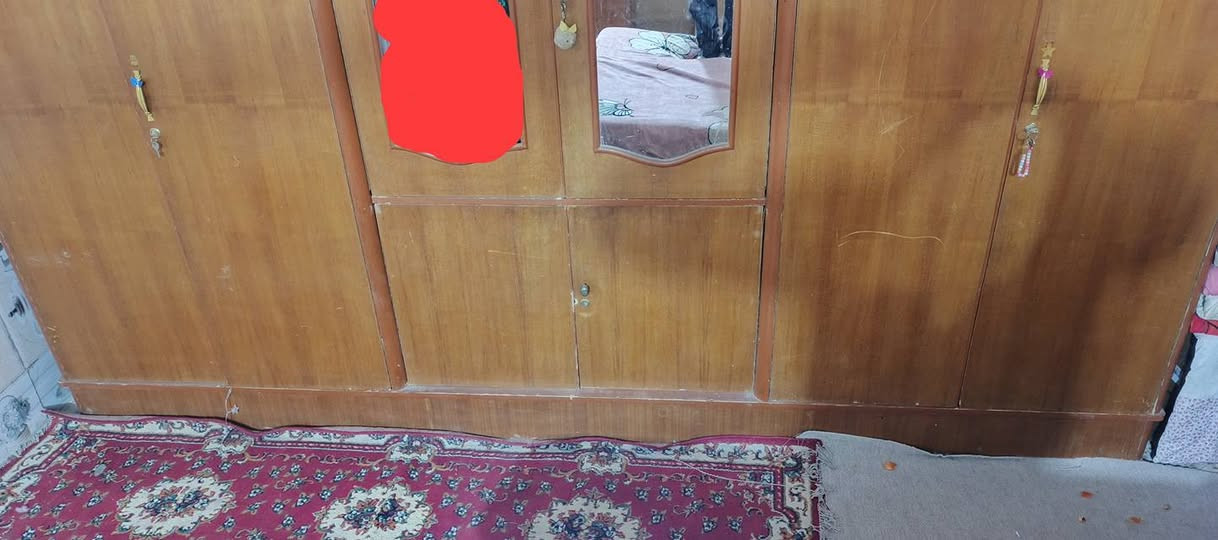 ‏‪***********‬‏ غرفه كامله زائد شربايه زائد ميز التواليك زائد زاويه  عنوان النجف الاشرف حي الرحمه هذا انتصاد برقم. ‏‪***********‬‏
