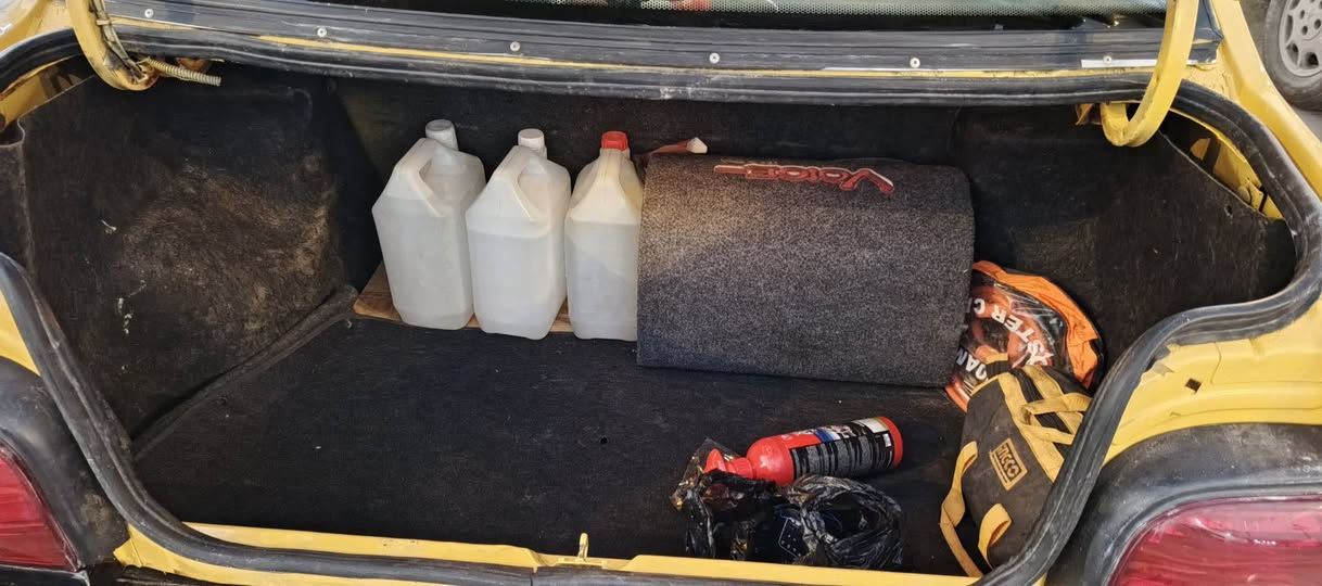 اخون عندي سايبه مكفوله من ضربه اوتبديل السياره امجورده مصبوغه عام كير اومكينه اوتخم تاير حداديه عامه سعر ١٨ قفل اي نقص مابيه عنوان بصره  للستفسار هذا رقمي اترايك 160 للنجف ***********
