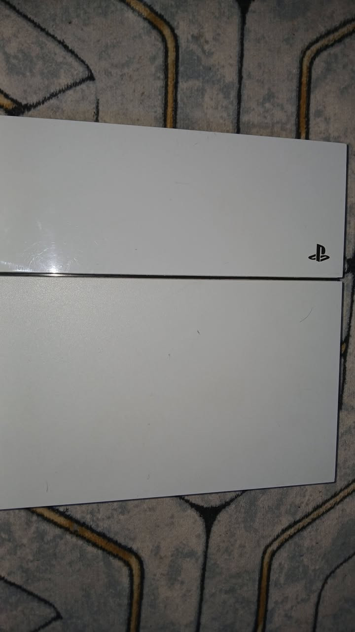 بسم الله الرحمن الرحيم
جهاز ps4 مهكررر!
نظام [9:00]!! أفضل نظام بالتهكير
500GB
جهاز مامفتوح ولا داخل صيانة نظافته مثل الصورة وأنظف بعد
الجهاز وياه يدة وحدة
وياه ملحقات كاملة كيبل HD، كيبل باور، كيبل شحن
ملاحظة[الجهاز يجي وياه 850UBS  اشتريته قبل اقل من شهرين بطاريات فولل ]
السعر خاص


**إذا كنت صاحب هذا الإعلان وتريد حذفه لأي سبب، رجاءا أرسل رسالة إلى الدعم الفني**